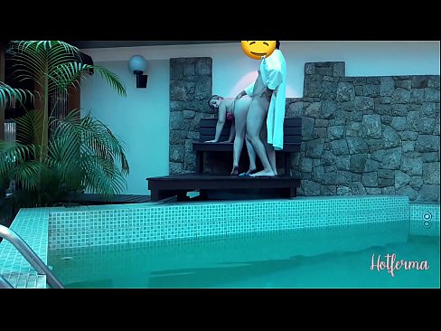 ❤️ A főnök meghívja a szobalányt a medencébe, de nem tud ellenállni egy forró Porno at hu.milf-nut-net.ru ❌️❤